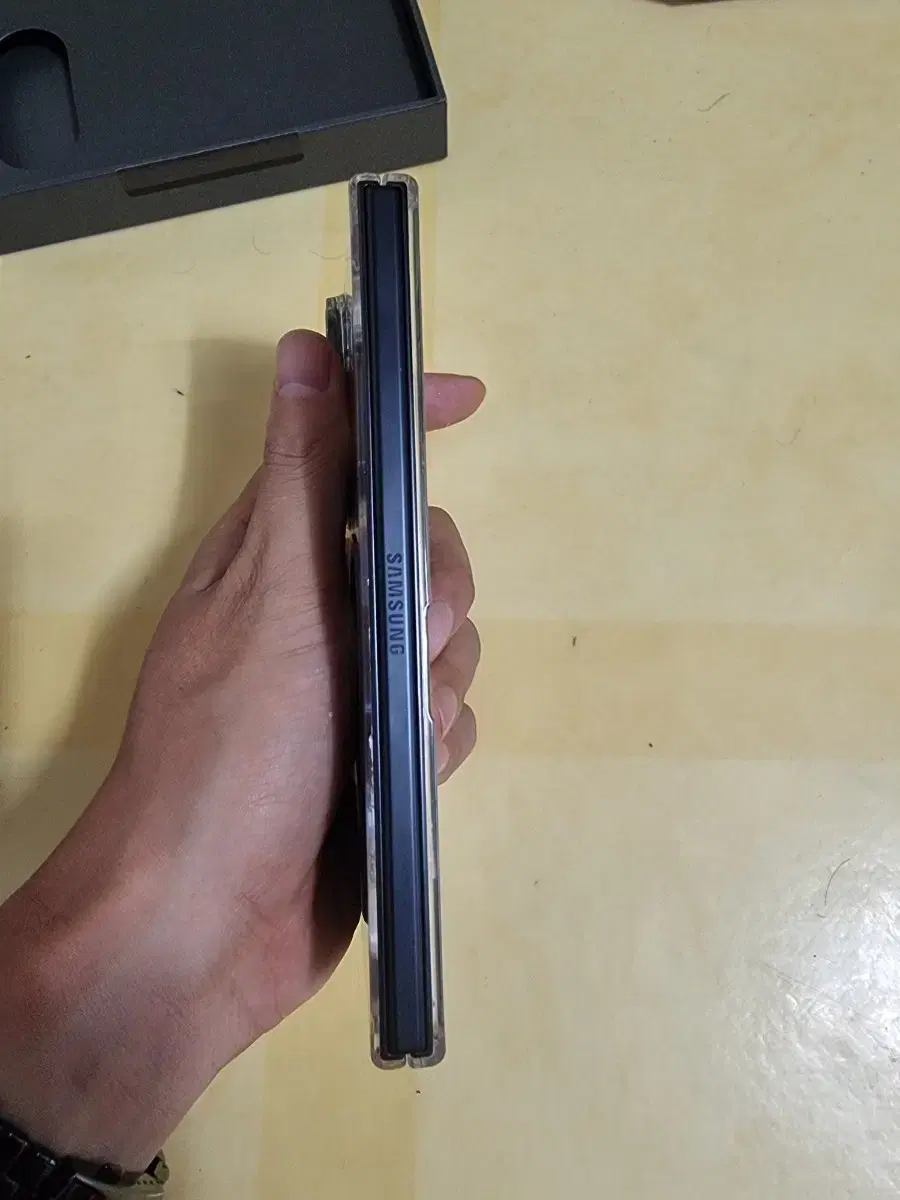 thumbnail-0